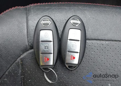 2012 Nissan Rogue Sv W/Sl Pkg z USA, uszkodzony, nr VIN JN8AS5MV5CW357231